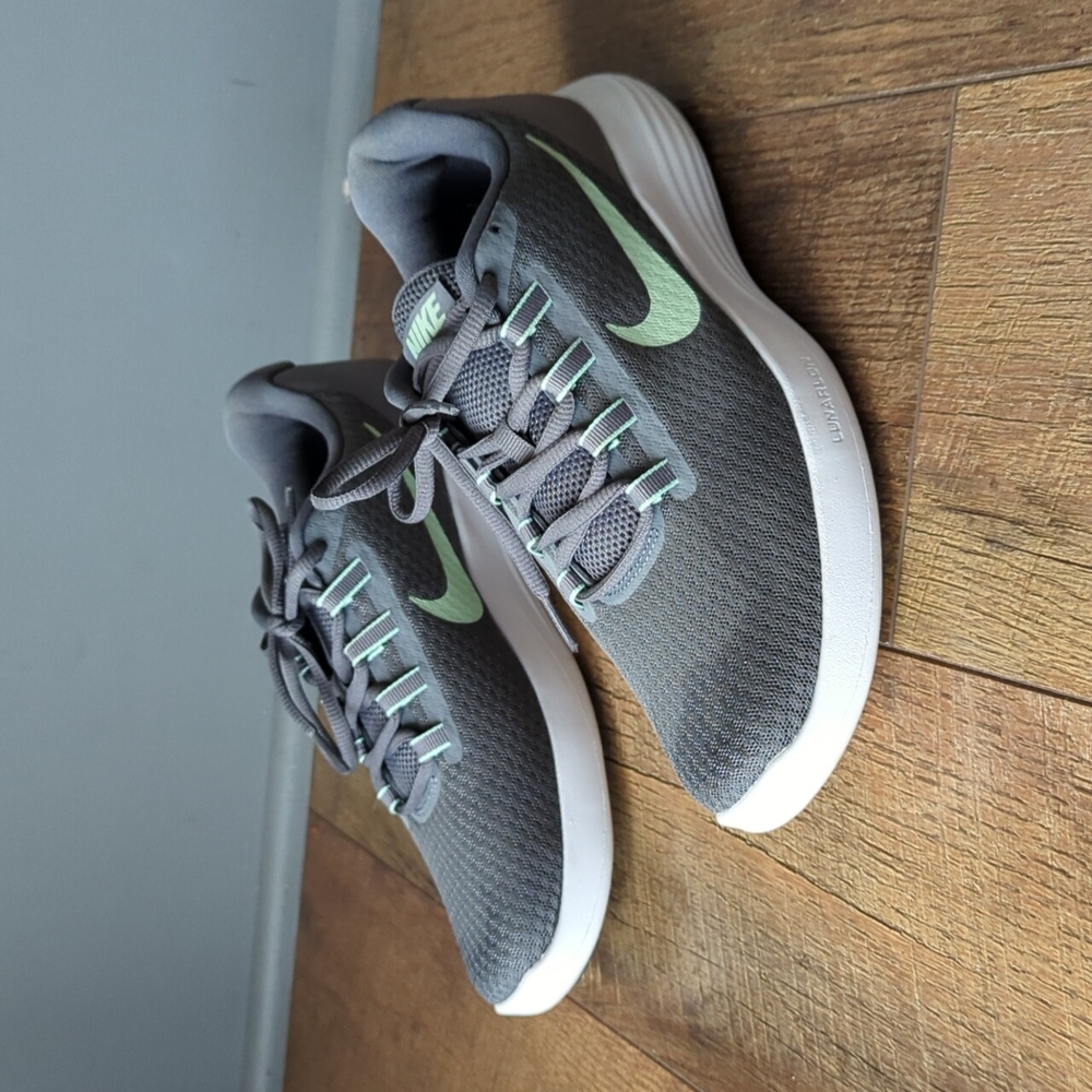 Nike Lunar women's size 9.5